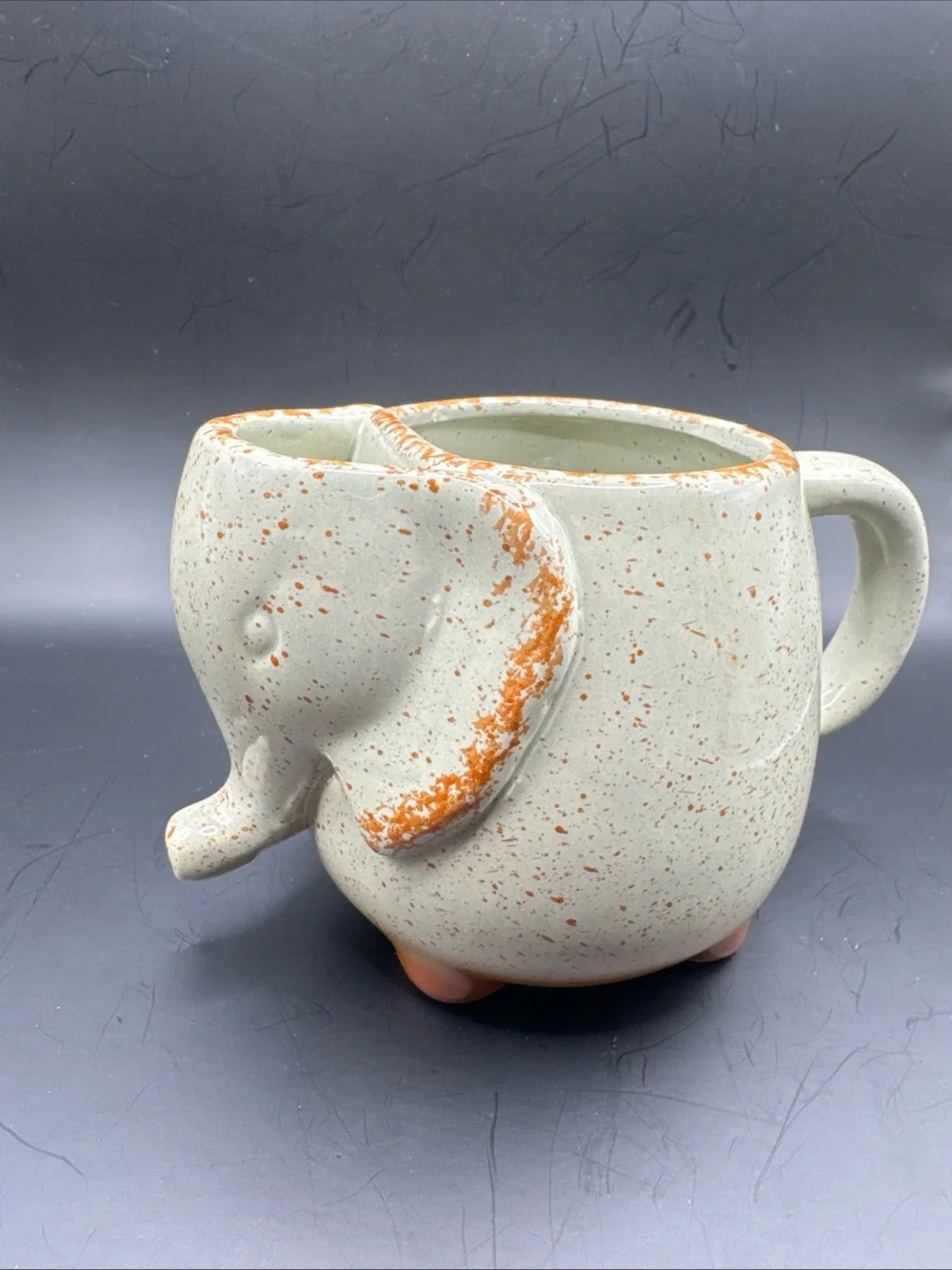 Elephant Mug with Tea Bag Holder, 15 oz, tanish With Orange Specks